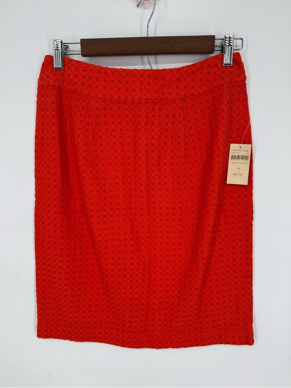 Coldwater Creek Red Eyelet Pencil Skirt Career Chic Office Size 4 Petite NWT